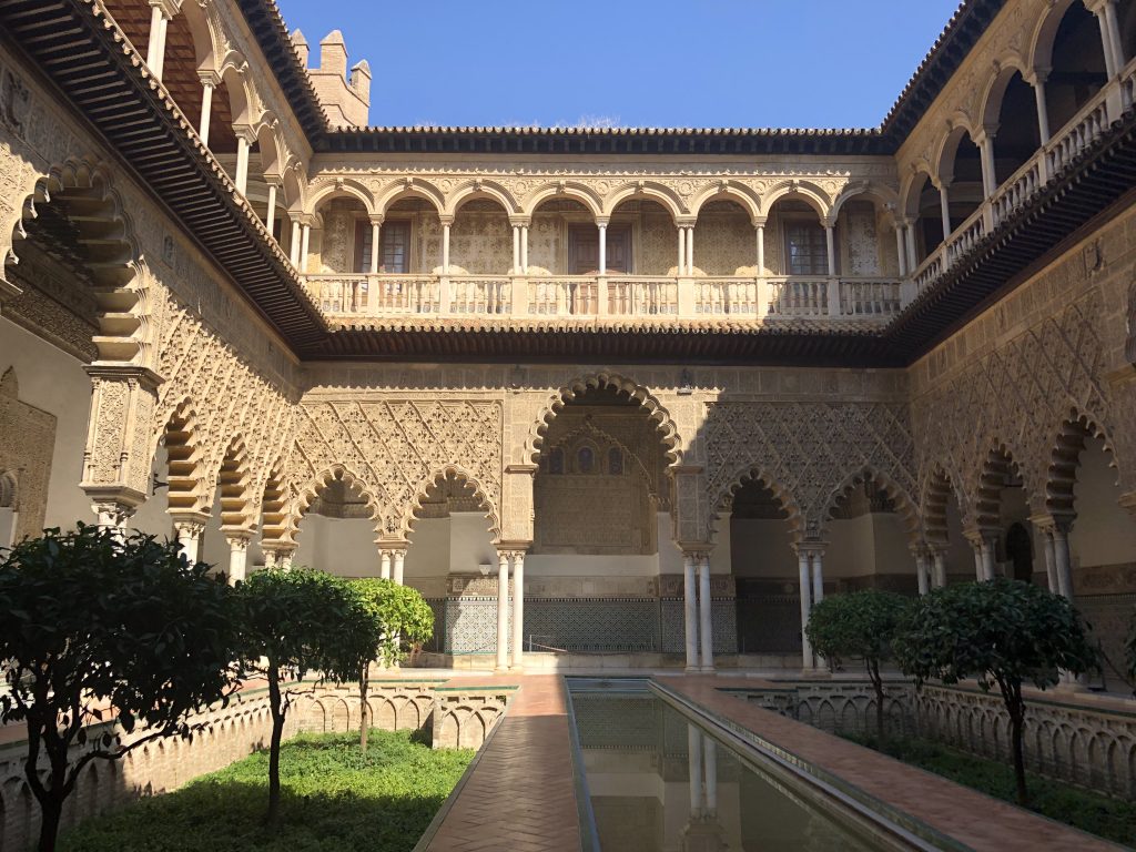 Innenhof des Alcazar